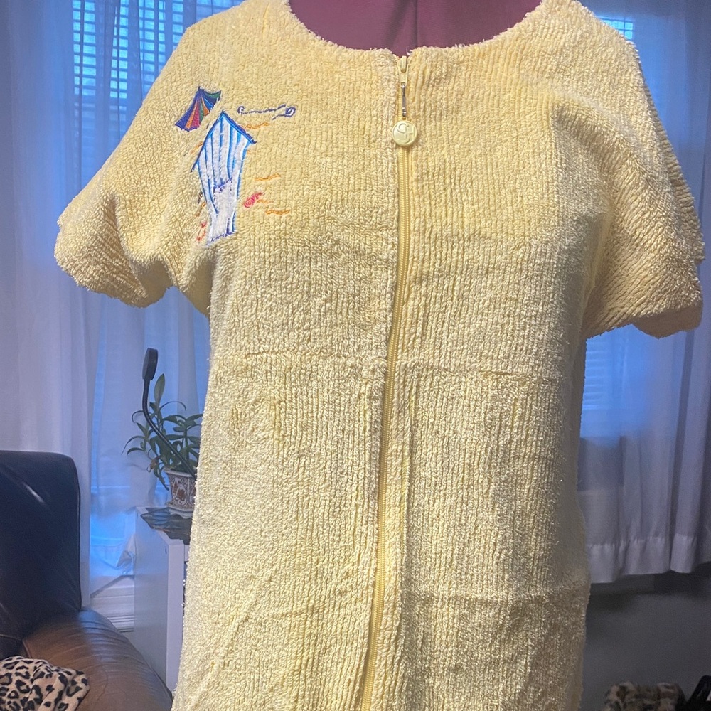 VINTAGE STAN HERMAN Embroidered Yellow Terry Cloth Zip-Up Robe